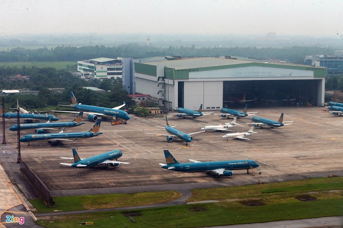 Hình ảnh máy bay 'nằm đất' la liệt ở Nội Bài và Tân Sơn Nhất - 1