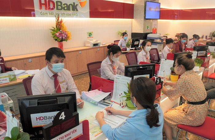HDBank miễn các loại phí cho khách hàng gửi tiết kiệm - 1