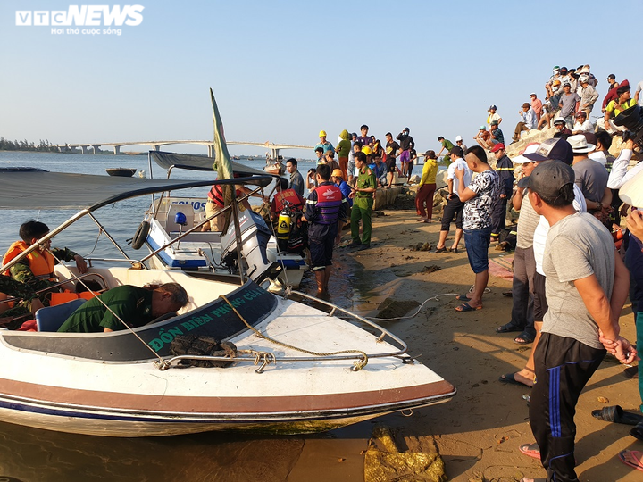 Xác định danh tính 5 nạn nhân mất tích sau vụ lật ghe trên sông Thu Bồn - 3
