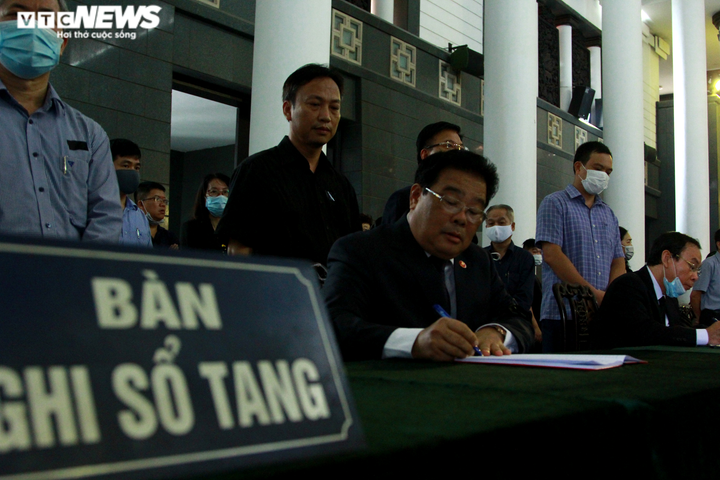 Xúc động lễ tang nguyên Phó trưởng ban Tổ chức Trung ương Nguyễn Đình Hương - 8