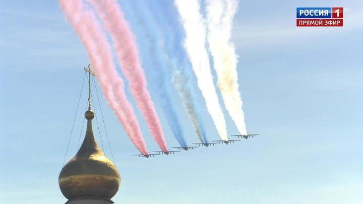 Ảnh: Hàng loạt máy bay chiến đấu tối tân trong lễ duyệt binh Ngày Chiến thắng - 3