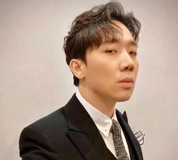 Trấn Thành làm việc liên tục, chỉ ngủ được 3 tiếng/ngày - 1