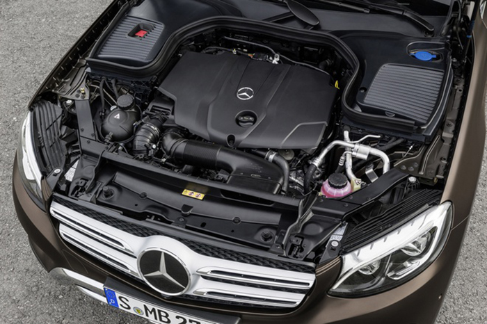 Mercedes-Benz nhận án phạt 63,4 triệu USD vì gian lận khí thải - 2