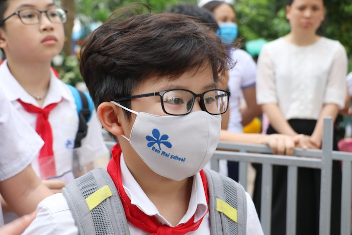 Học sinh tiểu học Hà Nội nô nức trở lại trường sau kỳ nghỉ dài chưa từng có - 4