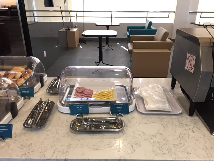 Vietnam Airlines mở cửa trở lại hệ thống Phòng khách Bông Sen - 2