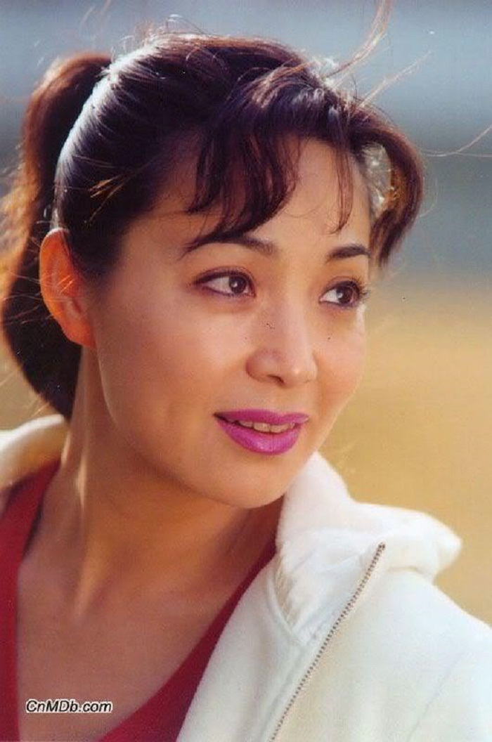 'Kế Hoàng hậu' Đới Xuân Vinh bị con gái xa lánh, chịu tiếng ác 20 năm - 1