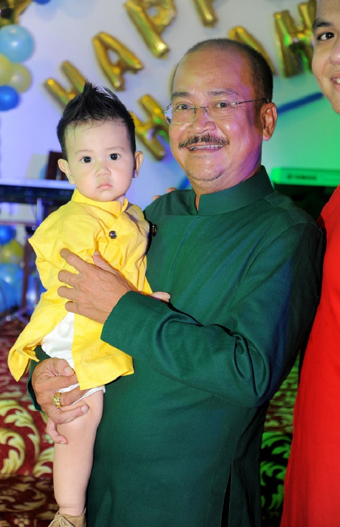 Nghệ sĩ Hoàng Sơn: Lấy vợ từng làm người mẫu và chuyện sinh con ở tuổi 50 - 3