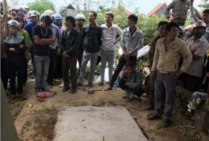 Bí thư xã giết cháu vợ, âm mưu lấy 18 tỷ đồng: Gia đình nạn nhân nhận thi thể - 1