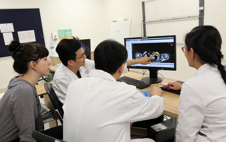 Bệnh viện Vinmec: Xạ trị ung thư chuẩn tới từng milimet - 3