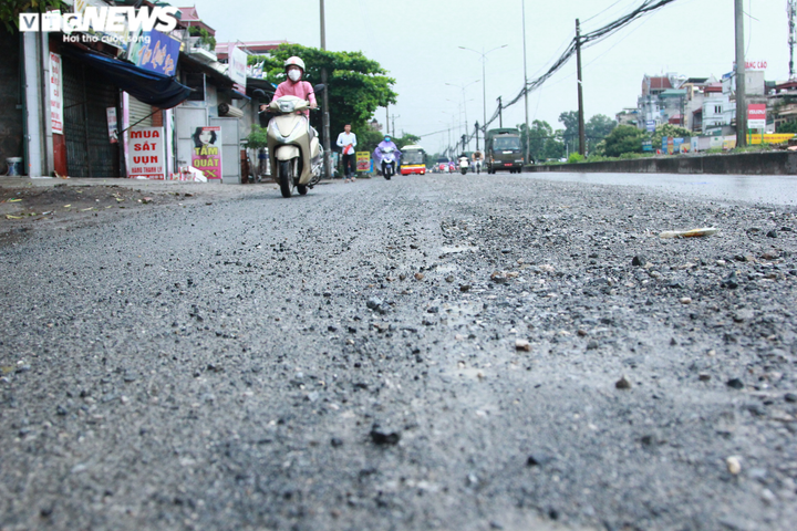 Dự án đường ống nước sạch thi công ì ạch, dân Hà Nội khốn đốn - 2