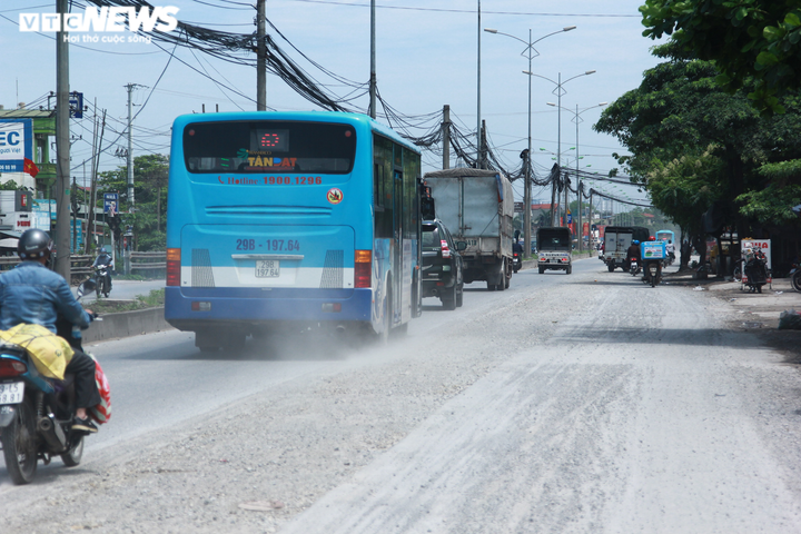 Dự án đường ống nước sạch thi công ì ạch, dân Hà Nội khốn đốn - 5
