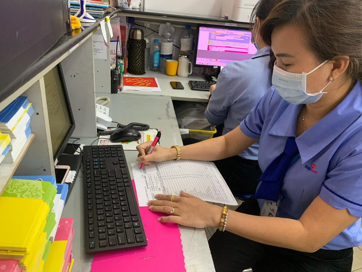 Siêu thị tăng cường dịch vụ bán hàng tận nhà - 1