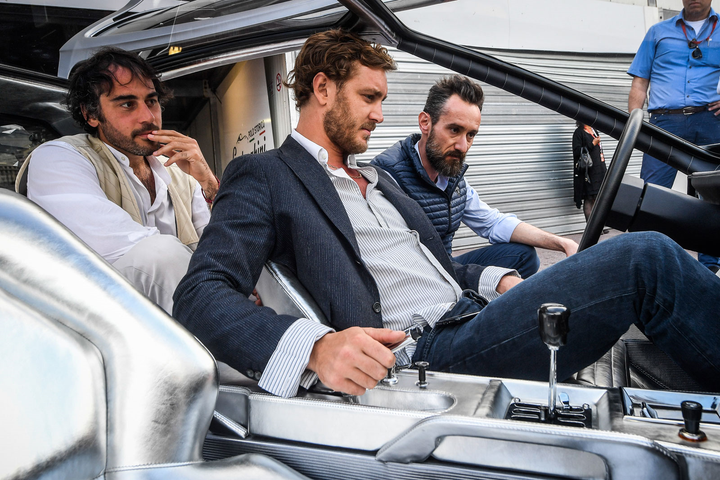 Dung mạo và cuộc sống cổ tích của hoàng tử đẹp trai, đào hoa nhất châu Âu - 12