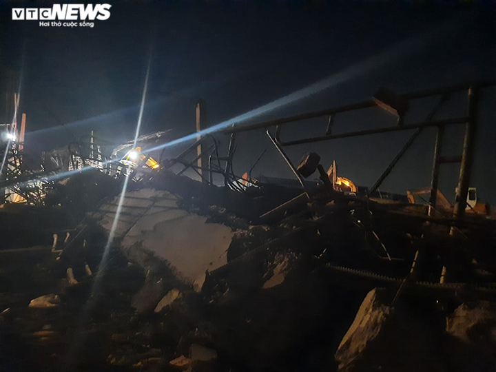 Cận cảnh hiện trường vụ sập tường làm 10 người chết ở Đồng Nai - 8