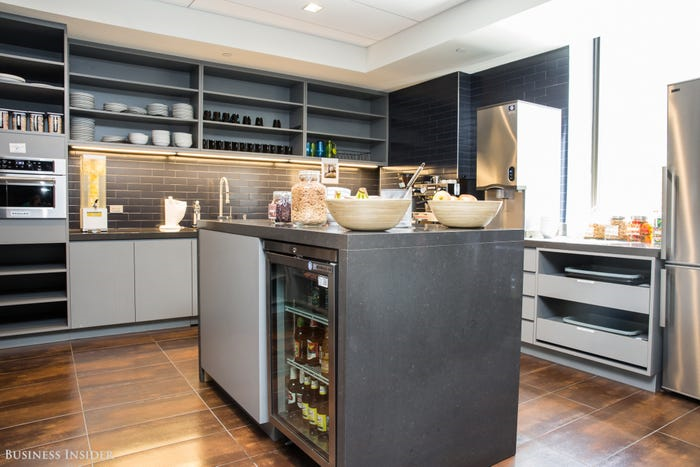 Twitter cho nhân viên làm việc tại nhà vĩnh viễn: Cận cảnh văn phòng tuyệt đỉnh - 11