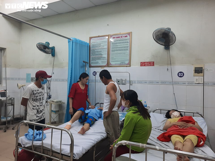 Sập tường khiến 10 người chết ở Đồng Nai: Công nhân không được mặc đồ bảo hộ - 2