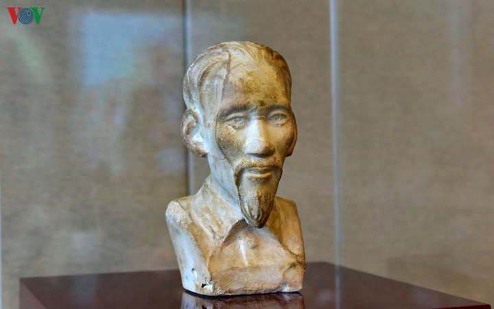 Giám ngục người Pháp và kỷ vật vô giá về Chủ tịch Hồ Chí Minh - 1