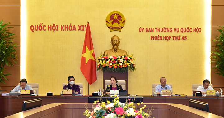 Chính phủ dự kiến 2 kịch bản tăng trưởng kinh tế năm 2020 - 1