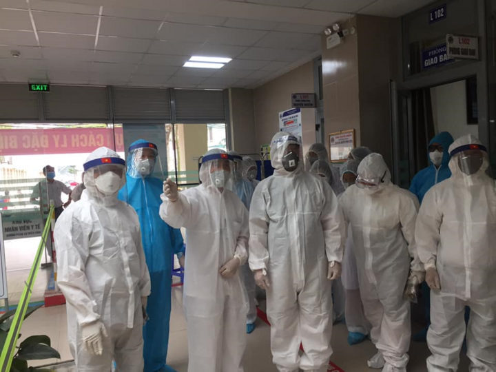 Bộ Y tế đề nghị chuyển 2 ca COVID-19 viêm phổi ở Thái Bình về BV Nhiệt đới - 1