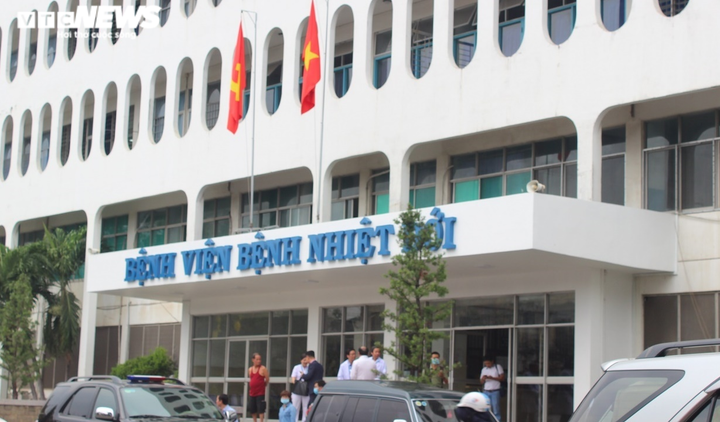 Bệnh nhân 278 có thể tự sinh hoạt, ăn uống - 1