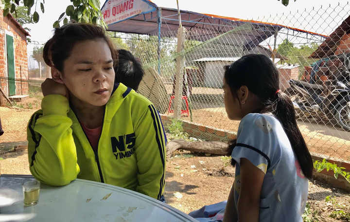 Sập tường 10 người chết ở Đồng Nai: Tang thương bao phủ gia đình nghèo kiệt quệ - 2