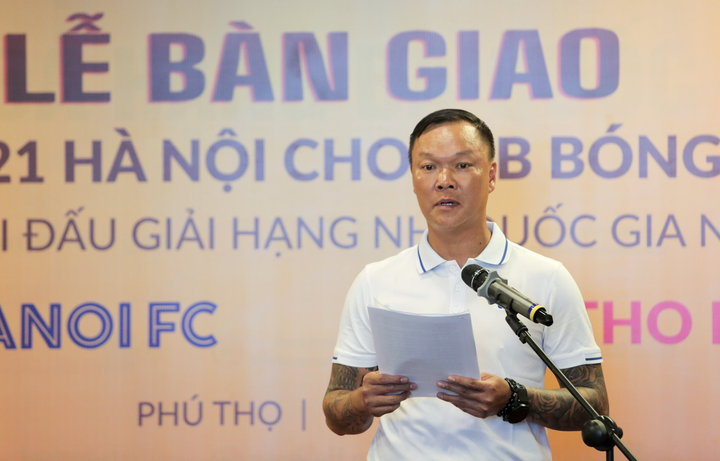 BLV Anh Ngọc: Bầu Hiển tặng cả đội bóng, lấy gì đảm bảo hết bóng đá nghĩa tình - 2