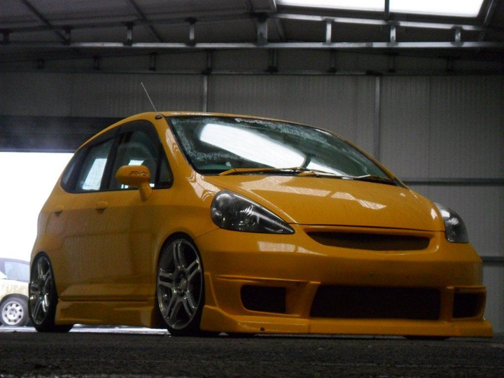  Honda Jazz siêu độc với nội thất màu xanh bạc hà và da Louis Vuitton - 1