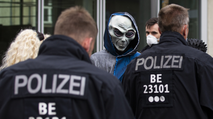 Đại dịch COVID-19 ngày 17/5: Thủy thủ USS Theodore Roosevelt tiếp tục mắc bệnh - 3