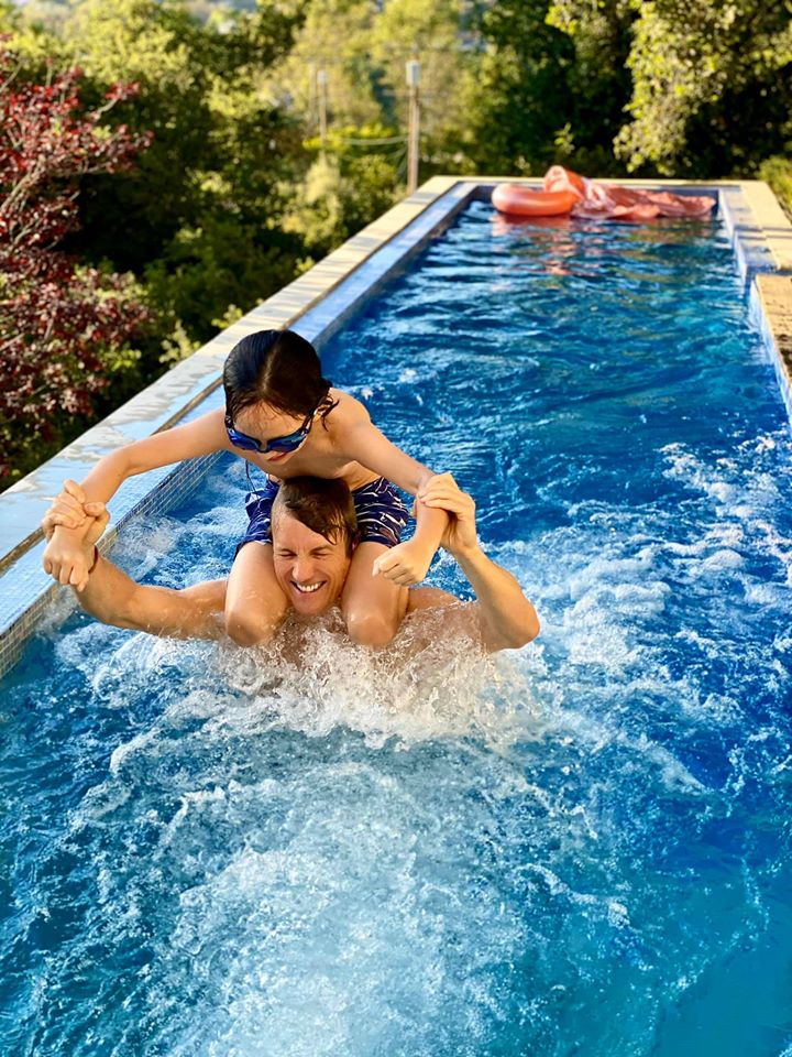 Hồng Nhung công khai bạn trai ngoại quốc? - 2
