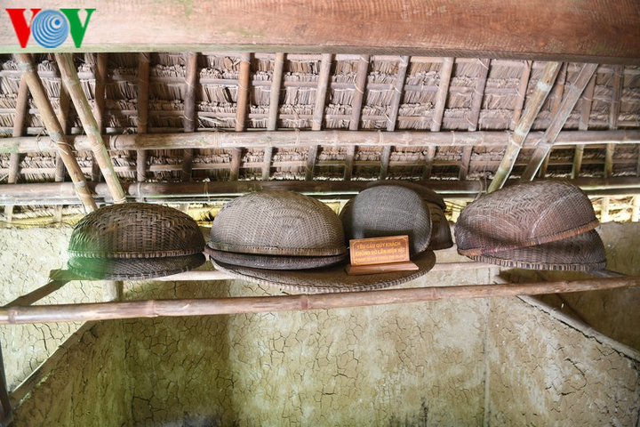 Thăm gian nhà mái tranh đơn sơ Bác Hồ từng ở thuở thiếu thời - 8