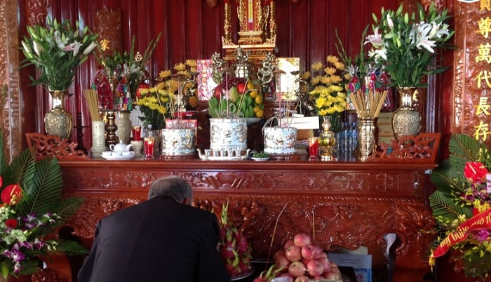 ‘Tôi là con trưởng nhưng vẫn thờ bố mẹ vợ’ - 1