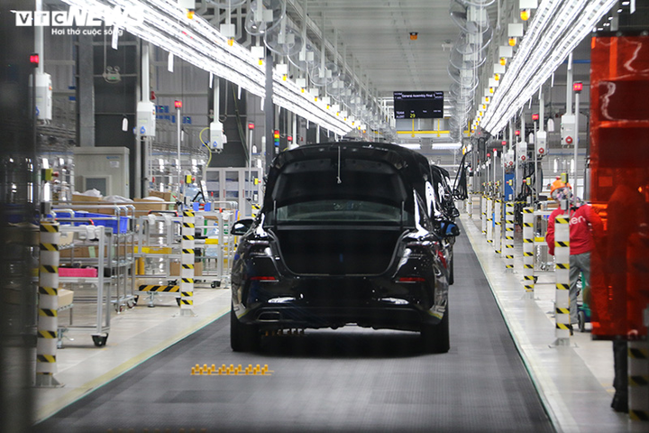 Giảm 50% lệ phí trước bạ: Xe nội sẽ rẻ hơn thế nào? - 1