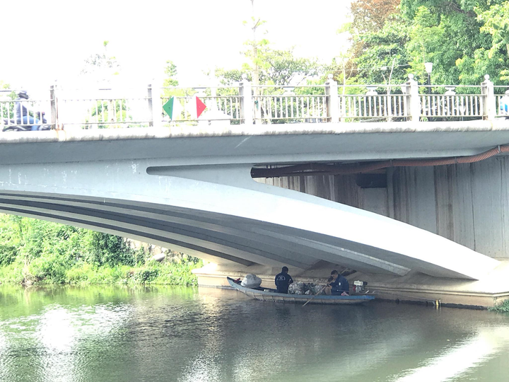 Nhọc nhằn mưu sinh giữa trời nắng nóng hơn 40 độ C ở miền Trung - 8