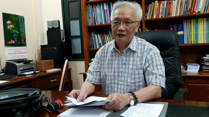 Đi học sớm, trẻ phải ở cổng trường giữa trời 40 độ C: Cô giáo cứng nhắc, vô cảm - 2