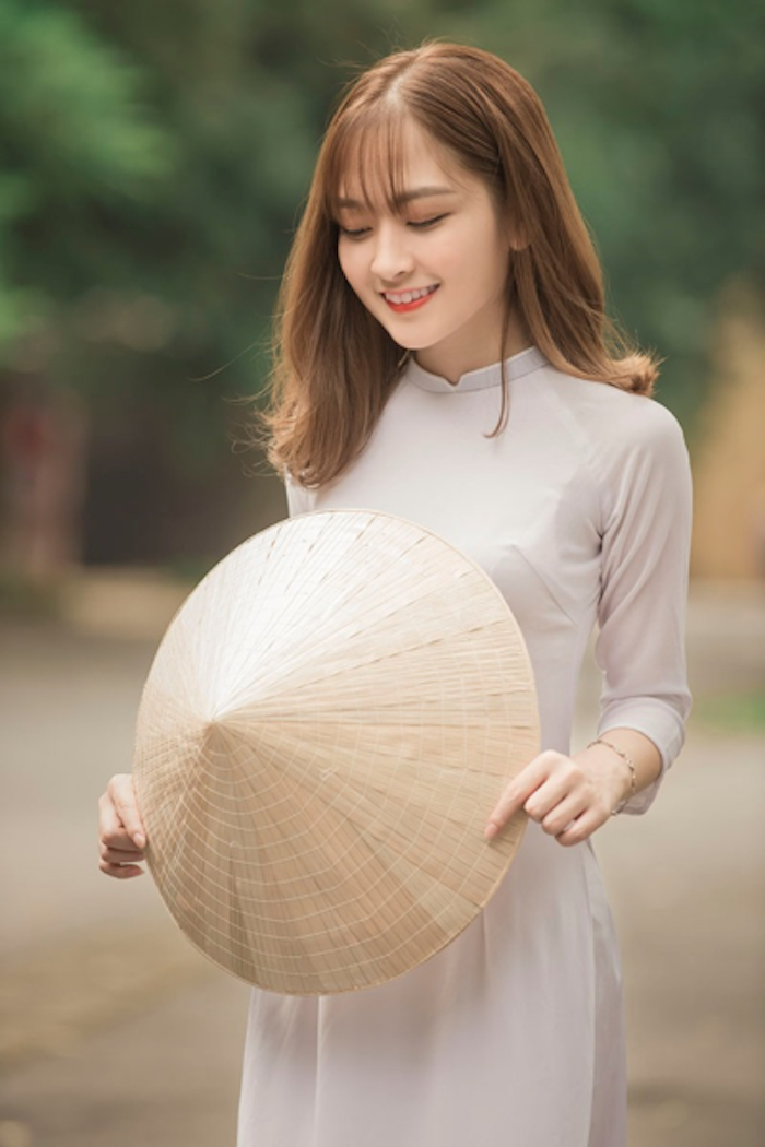 Hot girl Học viện Tài chính 'gieo thương nhớ' với gương mặt khả ái - 1