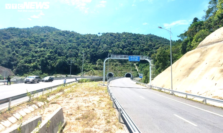 Cao tốc La Sơn – Túy Loan: Chuẩn bị thông xe, vẫn vướng giải phóng mặt bằng - 4