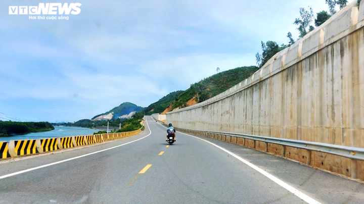 Cao tốc La Sơn – Túy Loan: Chuẩn bị thông xe, vẫn vướng giải phóng mặt bằng - 6