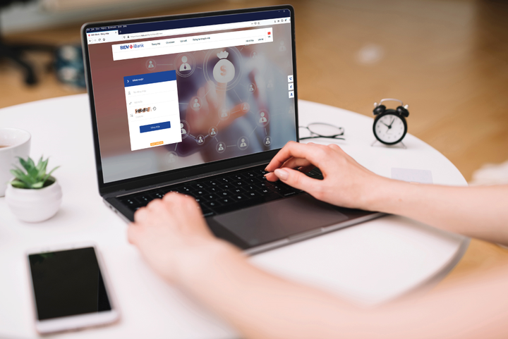 Cơ hội để doanh nghiệp tận dụng lợi thế từ ngân hàng điện tử - 1
