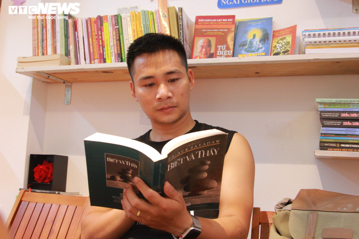 Ảnh: Thư viện miễn phí ở Hà Nội - nơi cả đồ uống, bánh kẹo cũng free - 5