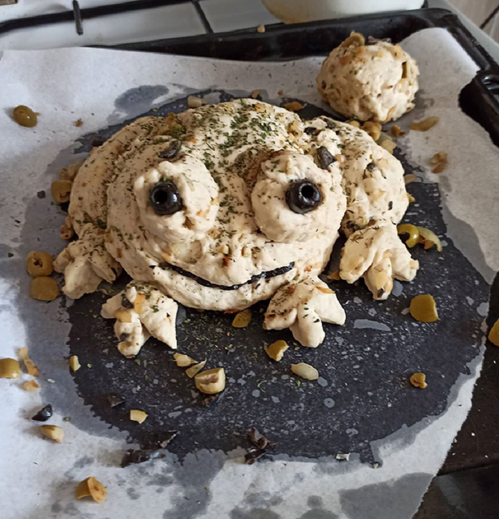 Bắt trend nướng bánh mỳ ếch, dân mạng đua nhau khoe kết quả thảm họa - 9