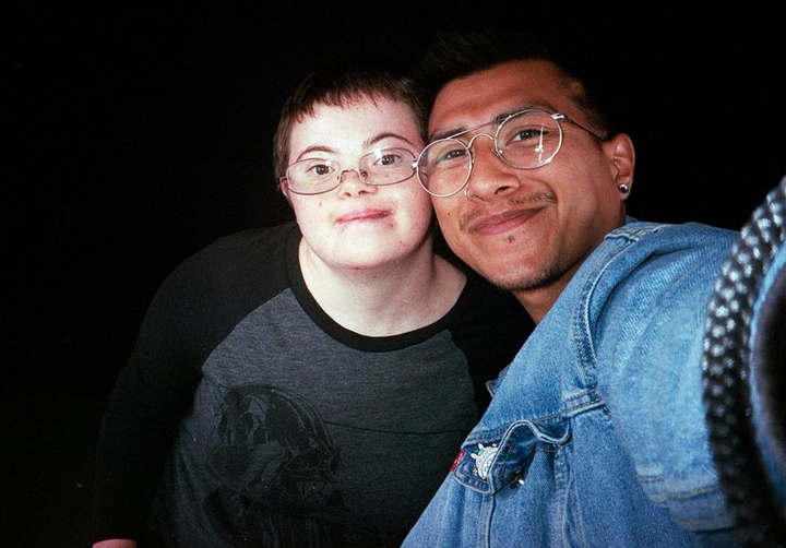 Cô gái bệnh down lấy bằng cử nhân, ông bố thành anh hùng của dân mạng - 3