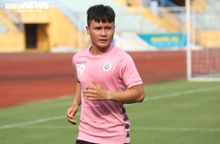 Huấn luyện viên Hà Nội FC không bình chọn Quả bóng Vàng cho Quang Hải - 1