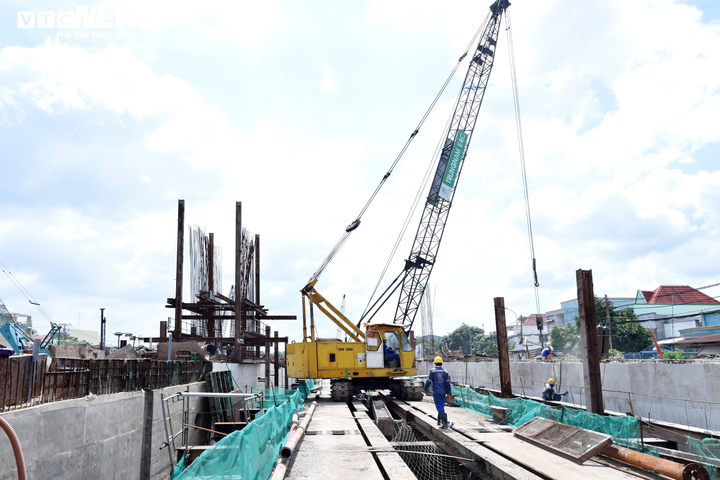 Cận cảnh siêu dự án chống ngập 10.000 tỷ đồng ở TP.HCM liên tục lùi tiến độ - 12