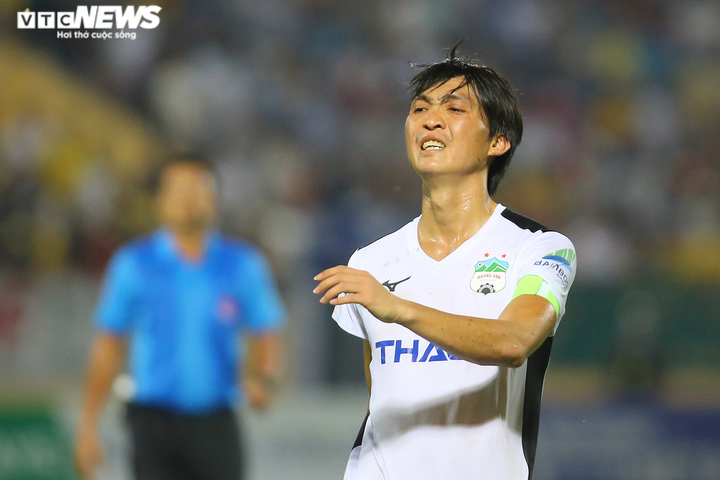 Trận đấu cả thế giới thèm muốn: Văn Toàn, Tuấn Anh lực bất tòng tâm - 14