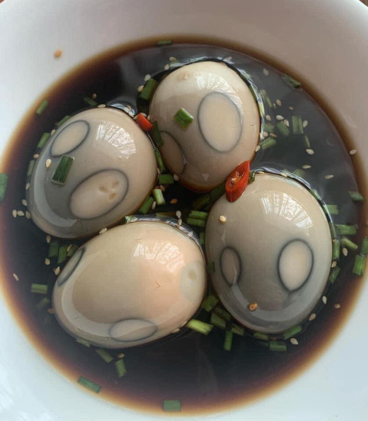 Thảm họa nấu ăn: Món trứng 'người ngoài hành tinh' - 2