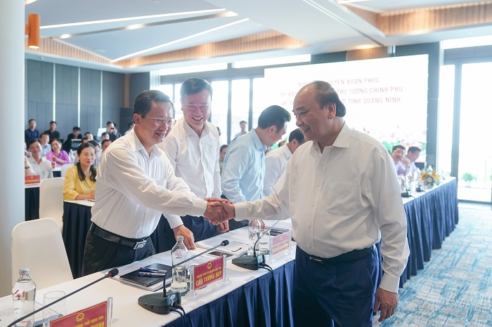 Thủ tướng: Quảng Ninh là hình mẫu chuyển đổi mô hình kinh tế từ 'đen sang xanh' - 1