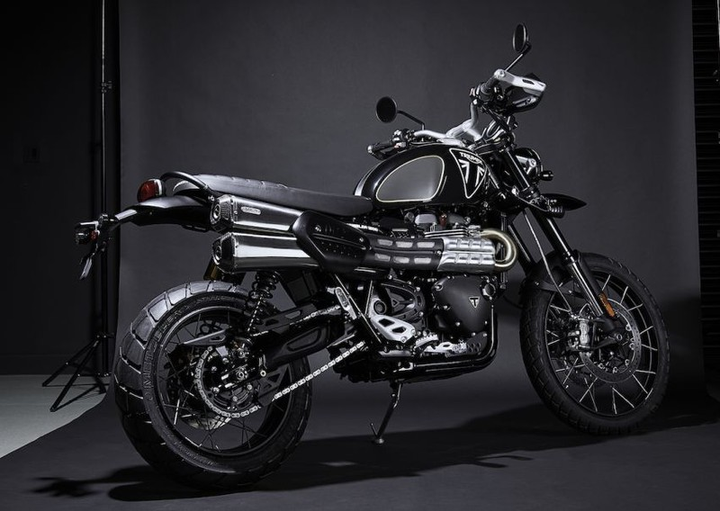 Ảnh chi tiết Triumph Scrambler 1200 Bond Edition 2020 vừa trình làng - 1