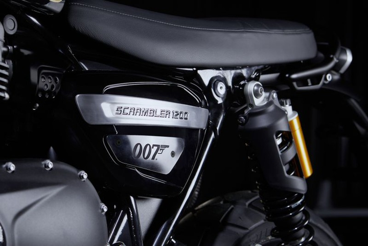 Ảnh chi tiết Triumph Scrambler 1200 Bond Edition 2020 vừa trình làng - 11