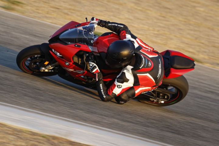 Cực phẩm BMW S1000RR 2020 giá hơn 600 triệu đồng - 1