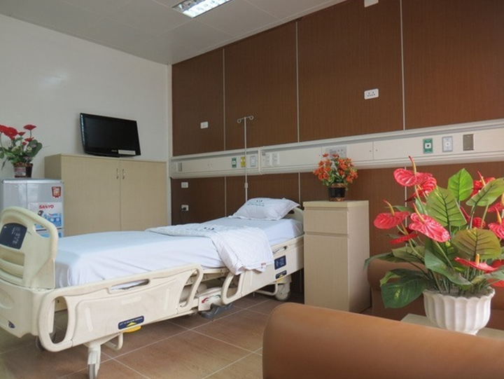 Bỏ giường dịch vụ: Bệnh viện là nơi cứu người, không phải khách sạn - 2
